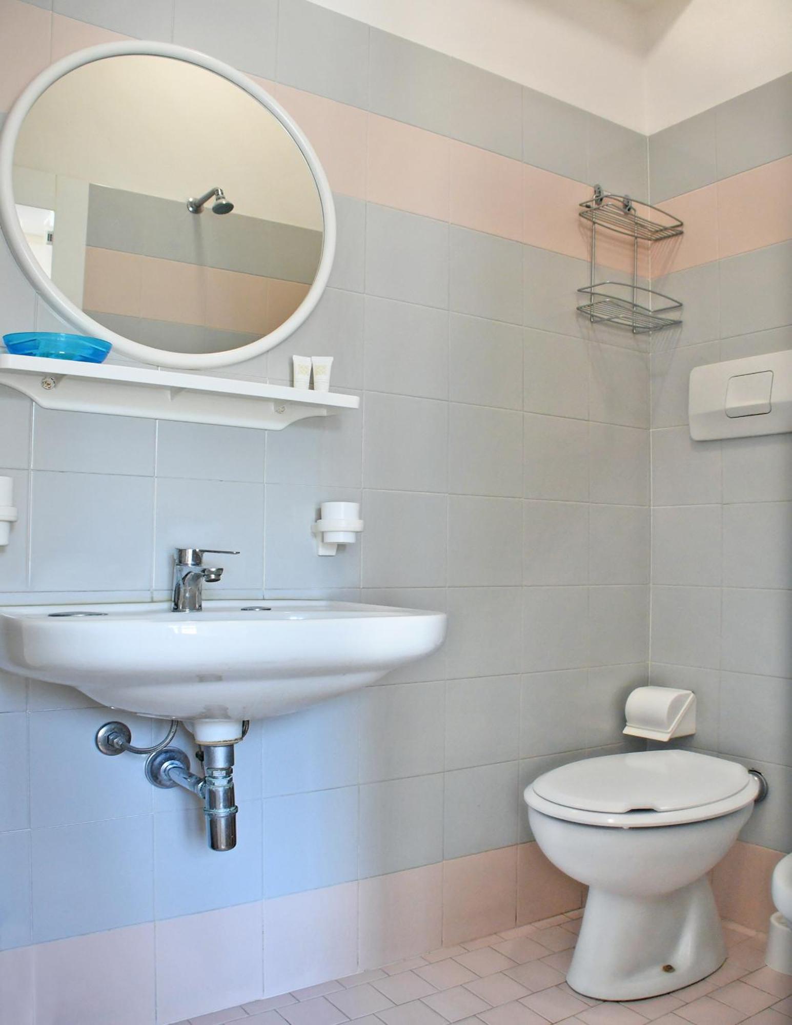 Hotel Exclusive In Pieno Centro - Nuova Gestione 2025 Riccione Exterior foto